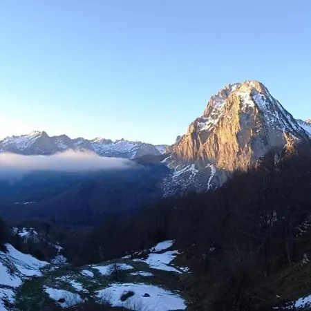 Refuge De L'aberouat *