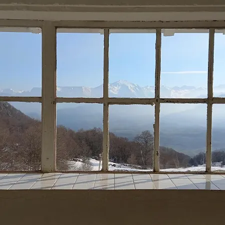 Refuge De L'aberouat * Lescun